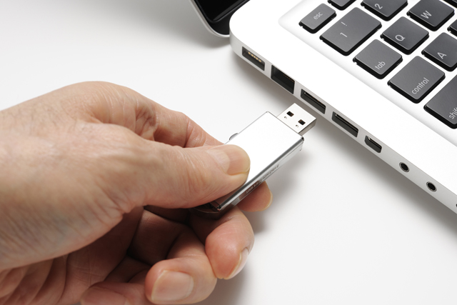 Cybersicherheits-Lösung zum Schutz gegen Angriffe auf USB-Geräte